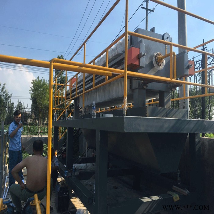 洗沙污泥处理设备厂家   污泥处理设备   金属污泥处理设备   固液分离设备   板框压滤机图2