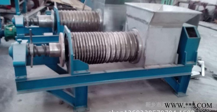 水葫芦脱水压榨挤干机、菜市场垃圾果蔬垃圾脱水挤压机固液分离设备、厨余垃圾脱水挤干机图6