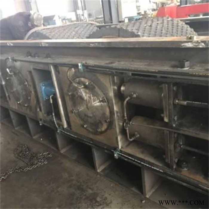 滚轮金属粉碎机 塑料彩钢瓦型破碎机 双轴对辊废铁破碎机价格图5