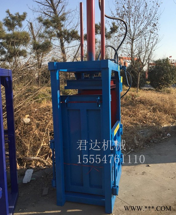 供应江苏立式打包机家用液压打包机废纸打包机废铁压块机图2