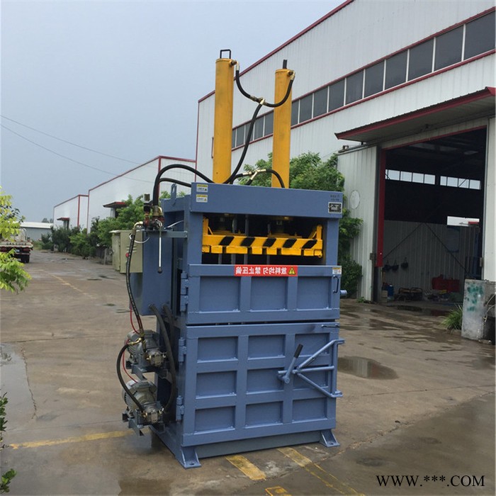 鲁丰lf-120 立式液压打包机 废纸打包机 废旧金属物料压包机图4