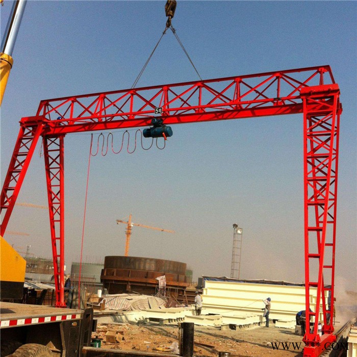 龙起 供应10吨跨度20米龙门吊 5吨跨度18米电动龙门吊 废铁回收站使用移动龙门吊图4