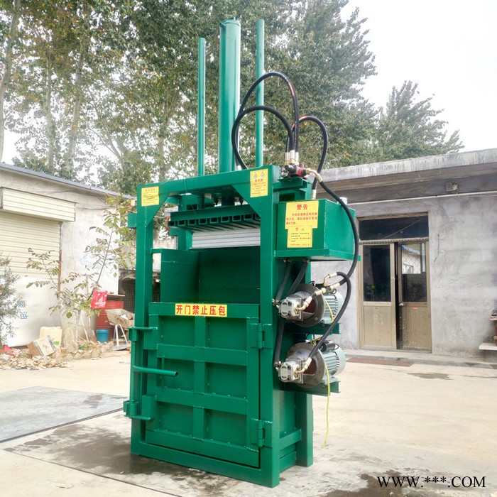 厂家推荐半自动塑料瓶压包机 立式侧开门液压打包机 废薄膜捆包机图5