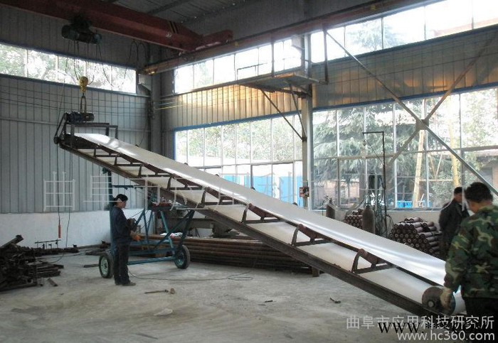 专业生产食品级裙边皮带输送山东液压打包机轻型悬挂链输送机带式输送机厂家图3