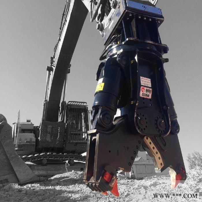 意大利进口液压剪_SH410鹰嘴剪 废钢废铁 报废汽车 绿色环保剪切图3