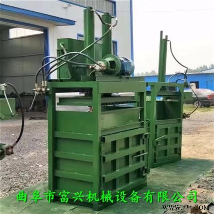 10吨小型压块机 立式易拉罐打块机 废铁边角料打包机视频图5