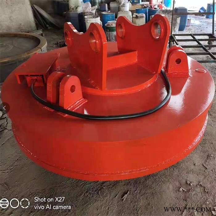 起重电磁铁厂家江苏1米8起重废钢磁铁吸盘鑫运起重电磁铁图片图4