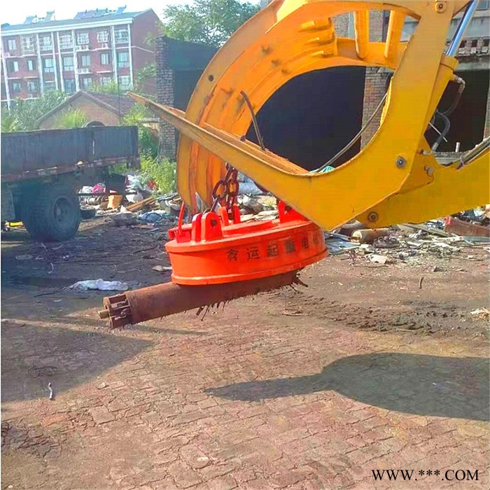 挖机电吸盘装废铁 鑫运 MW5-90L1废钢挖机自发带电吸盘 厂家图5