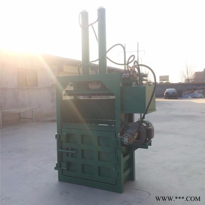 铝板液压压块机价格 废旧毛衣地毯压缩打包机  废铁皮打块机图片图5