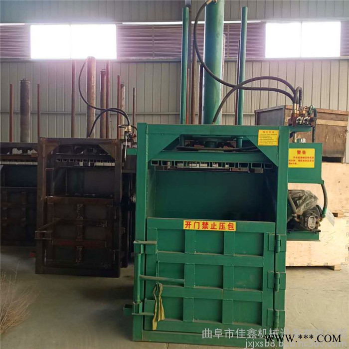 佳鑫厂家定做半自动打包机 废铁压扁机 废纸液压打包机图3