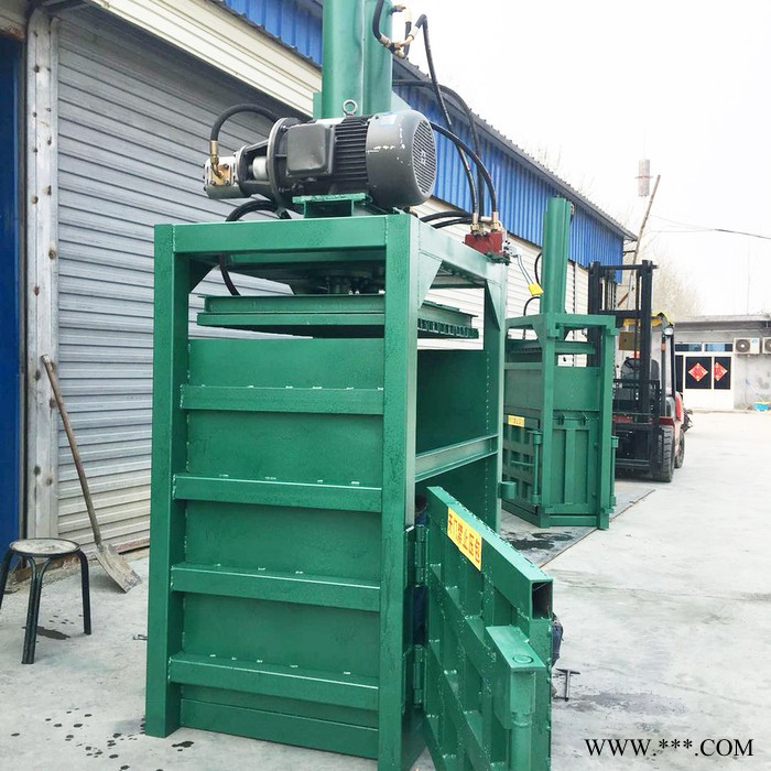 佳硕废铁边角料压块机 小型废纸箱捆扎 机易拉罐废纸箱压块机图4