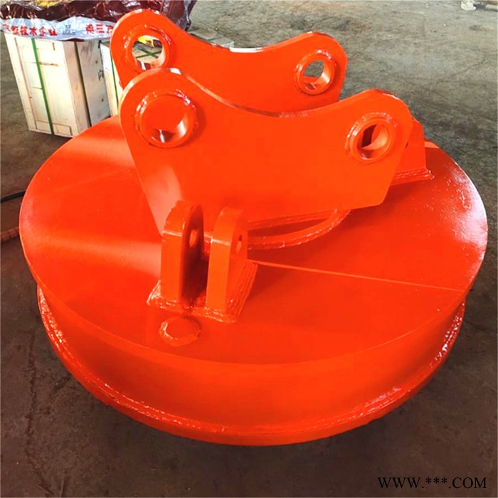 云南废铁起重磁力电磁铁 鑫运 120cm起重电磁铁安装图2