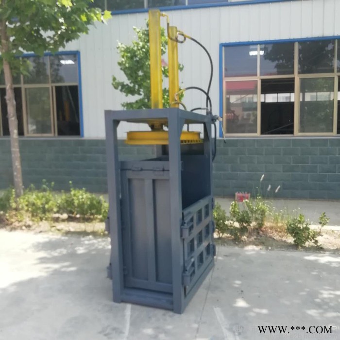废油桶压缩机 纸箱子压缩打包机 宇晨电动废品打块机图8