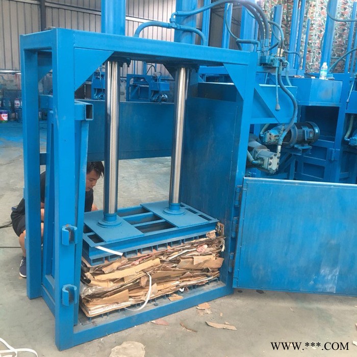 哪有卖易拉罐压块打包机 大吨位废塑料压块机 宇晨废油桶压块机图2