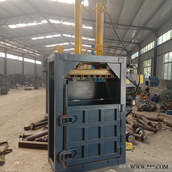 20吨油漆桶压扁机废油漆桶压扁机厂家 易拉罐压块机图6