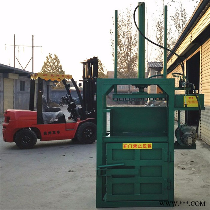 废油桶易拉罐压扁机  双缸薄膜液压打包机  纸箱垃圾废纸打块机图6