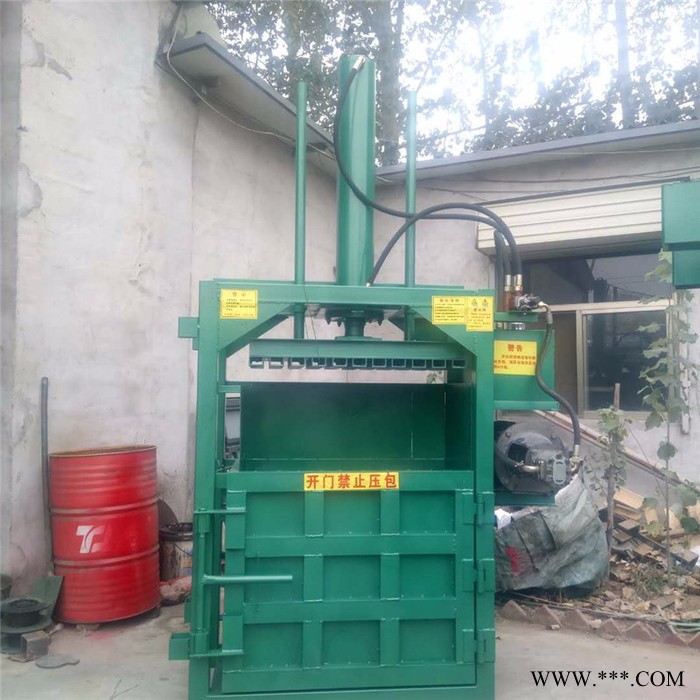 富兴立式废油桶压扁机 红牛易拉罐压块机 编织袋打包机厂家图4