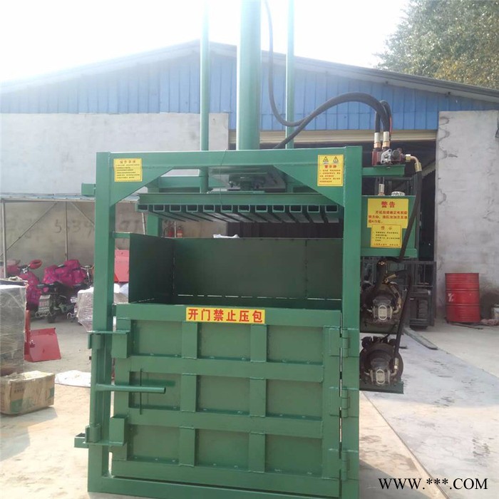 富兴立式废油桶压扁机 红牛易拉罐压块机 编织袋打包机厂家图3