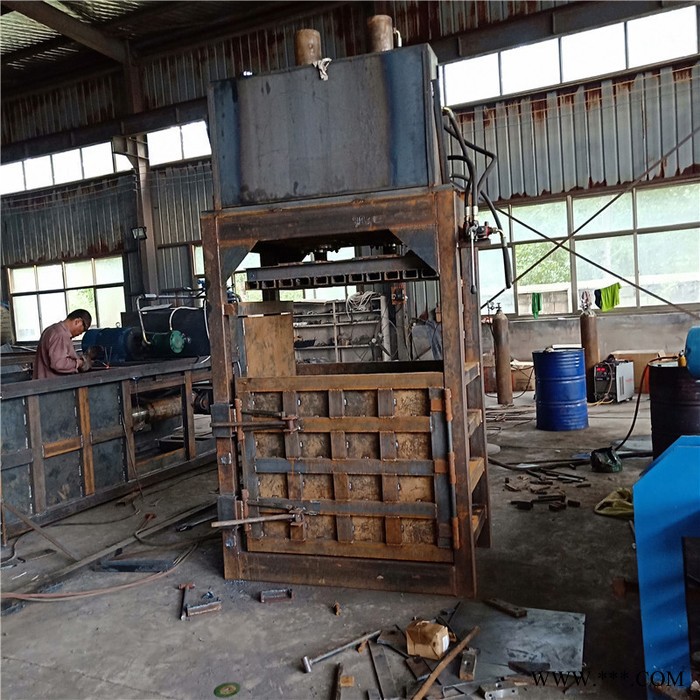 苏州废油桶压扁机 电动编织袋液压打包机 立式液压打包机厂家图4