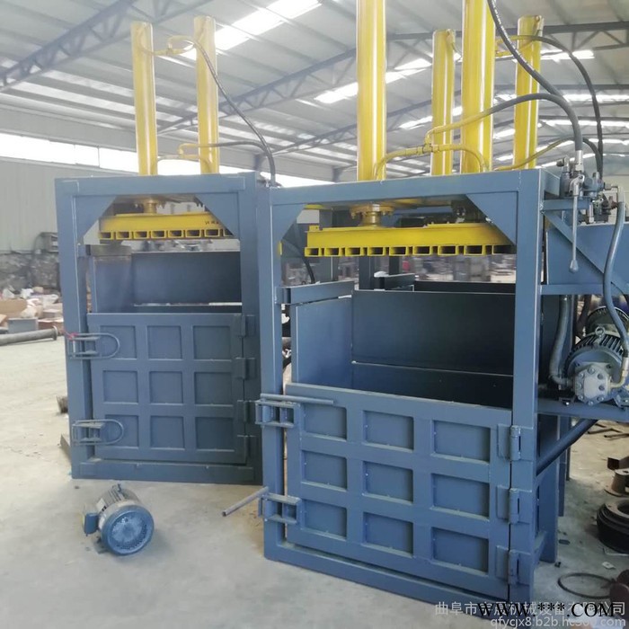 塑料桶易拉罐压扁机 废塑料液压打包机宇晨80吨易拉罐压块机 废油漆桶压扁机图7