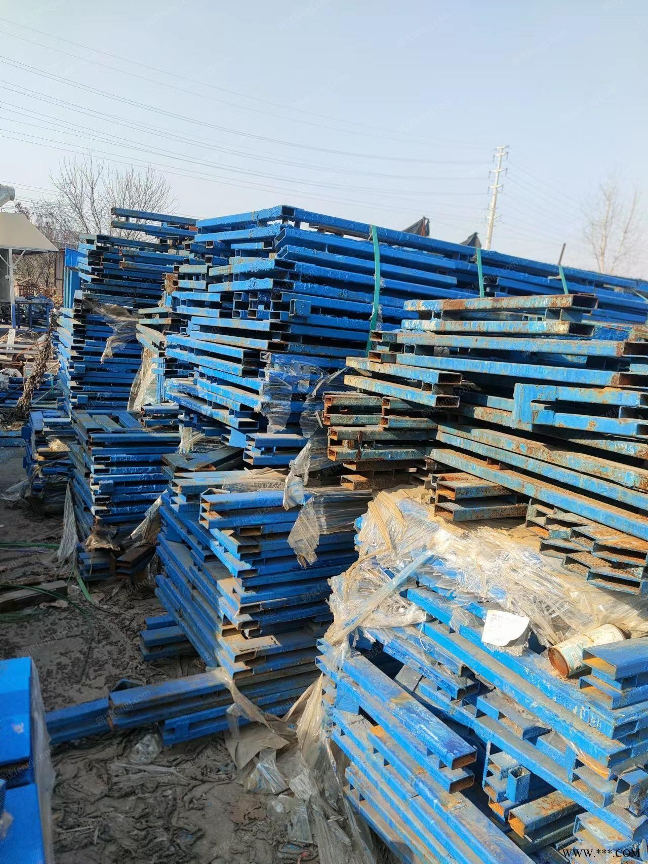 上海大量回收钢模板